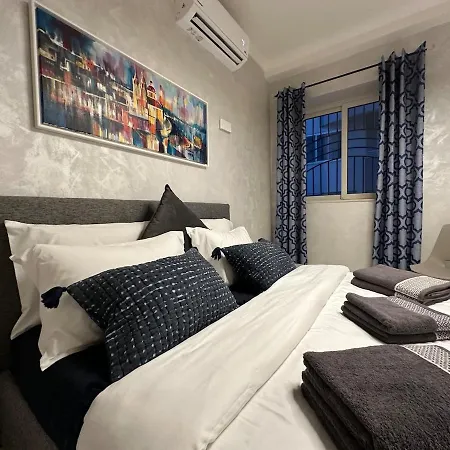 Апартаменты Luxury With Hot Tub Is-Swieqi