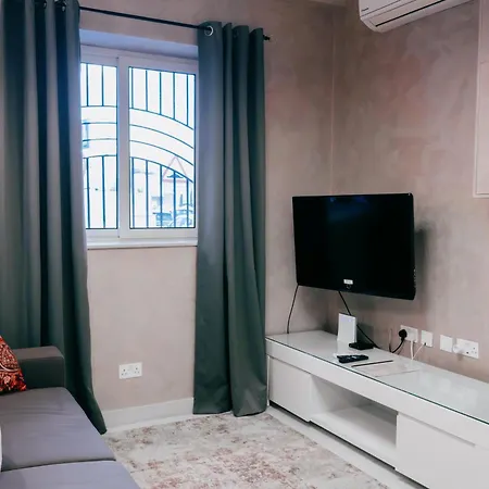 Sereno - Luxury With Hot Tub - Walk To St Julian's And Paceville Апартаменты