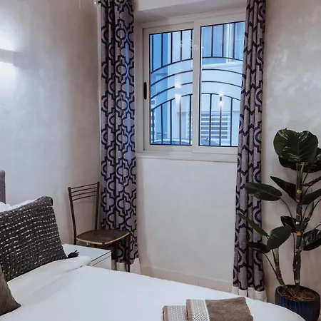 Apartment Sereno - Luxury With Hot Tub - Walk To St Julian's And Paceville *
