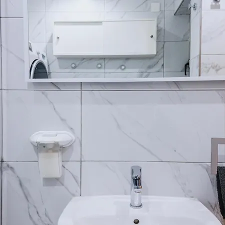 Sereno - Luxury With Hot Tub - Walk To St Julian's And Paceville *