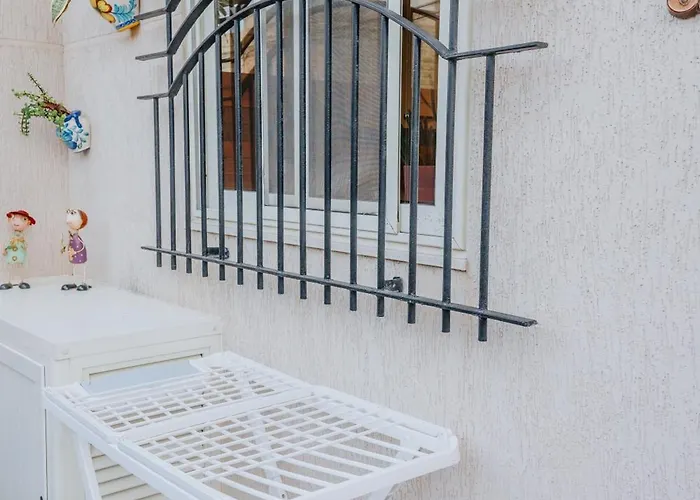 Sereno - Luxury With Hot Tub - Walk To St Julian's And Paceville